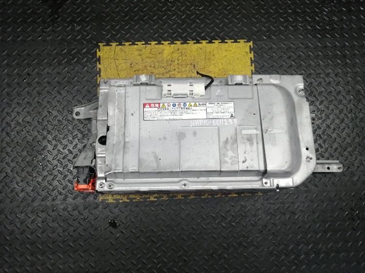 Высоковольтная батарея Тойота Аква в Алуште 105061