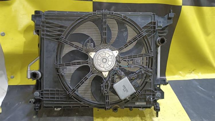 Радиатор основной Ниссан Нот в Алуште 105188