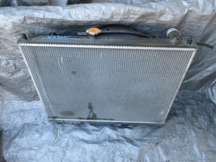 Радиатор основной Мицубиси Паджеро в Алуште 123512