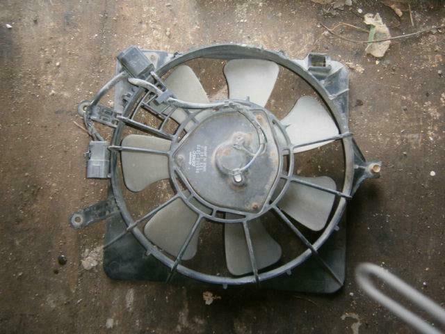 Диффузор радиатора Хонда Джаз в Алуште 24052