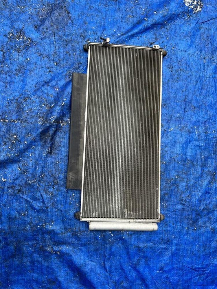 Радиатор кондиционера Хонда Фит в Алуште 240686