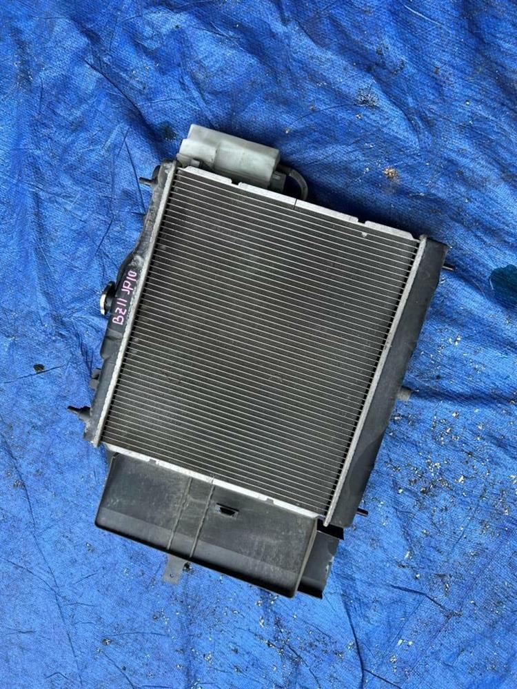Радиатор основной Ниссан Куб в Алуште 240802