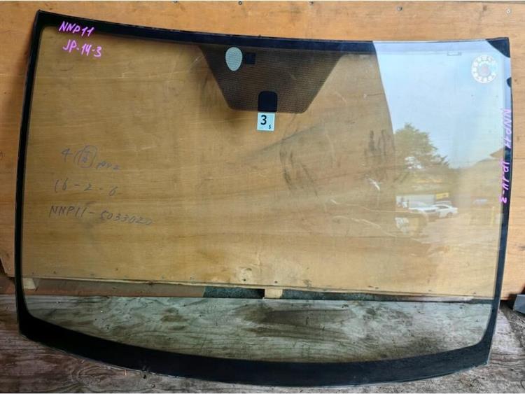 Лобовое стекло Тойота Порте в Алуште 249528