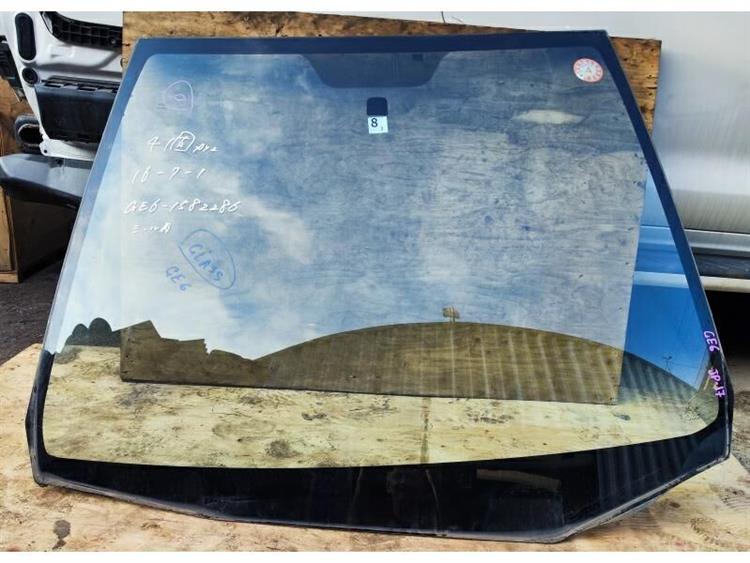 Лобовое стекло Хонда Фит в Алуште 255791