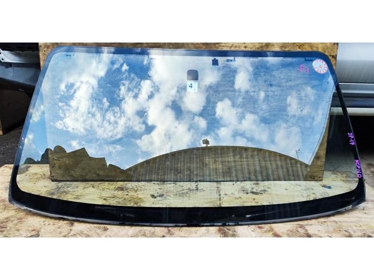 Лобовое стекло Тойота Саксид в Алуште 255800