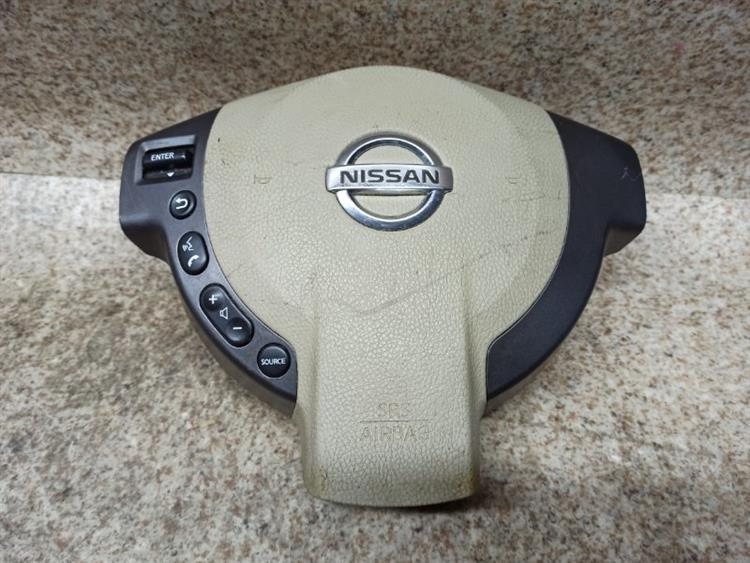 Airbag водителя Nissan Lafesta