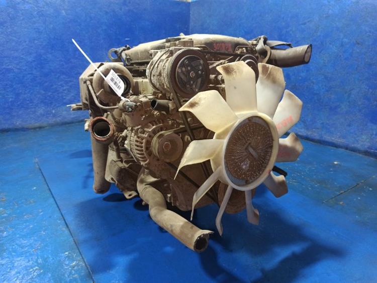 Двигатель Мицубиси Кантер в Алуште 301878