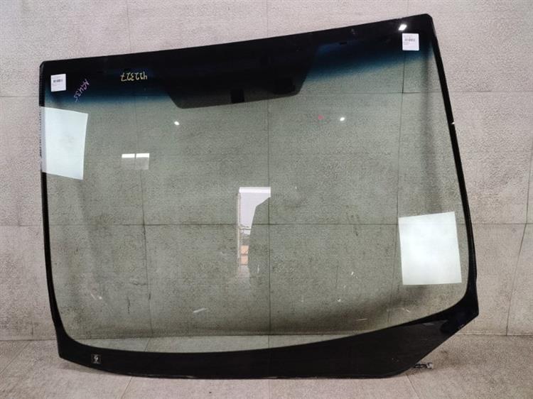 Лобовое стекло Тойота Веллфайр в Алуште 422327