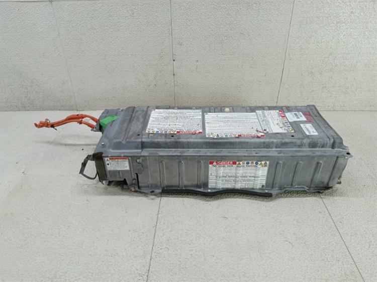 Высоковольтная батарея Тойота Приус в Алуште 450704