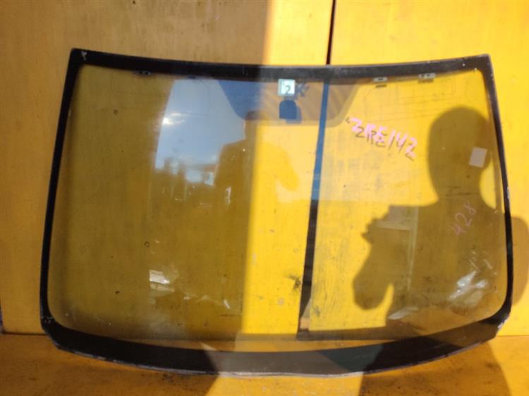 Лобовое стекло Тойота Королла Филдер в Алуште 47992