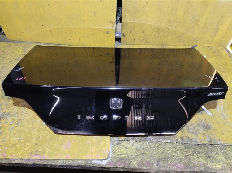 Крышка багажника Хонда Инспаер в Алуште 710301