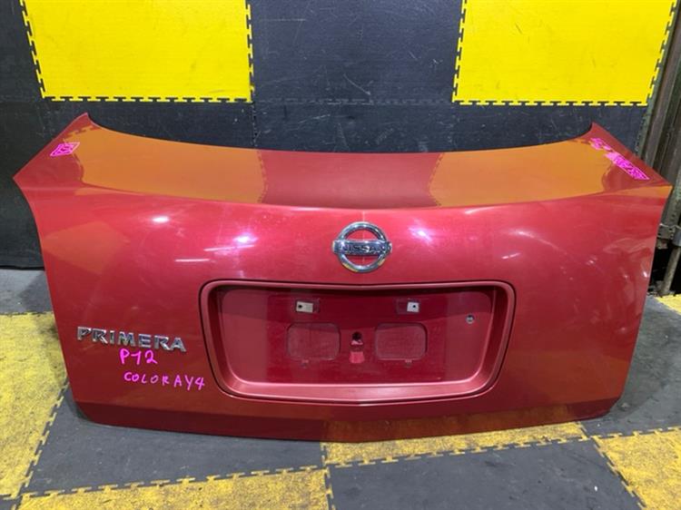 Крышка багажника Nissan Primera